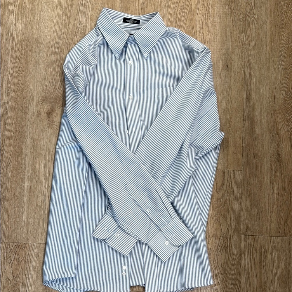 2 For 1! Men’s Button Downs - image 3